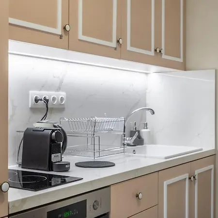 Διαμέρισμα Lux 2 Bedroom Next To Metro