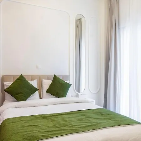 Lux 2 Bedroom Next To Metro Apartment Athens